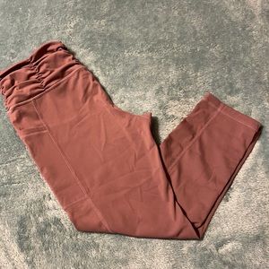 CVG Dusty Rose Capri leggings sM